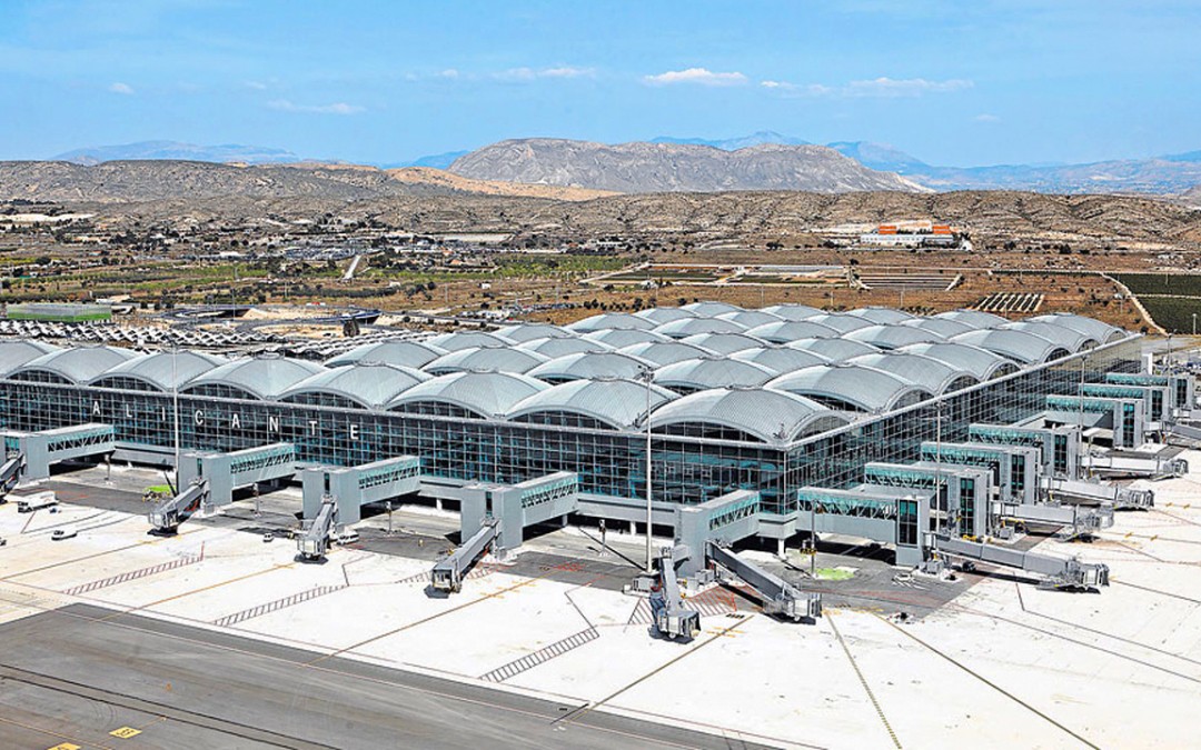 alicante-airport-opens-new-routes-to-manchester-and-bucharest-justo